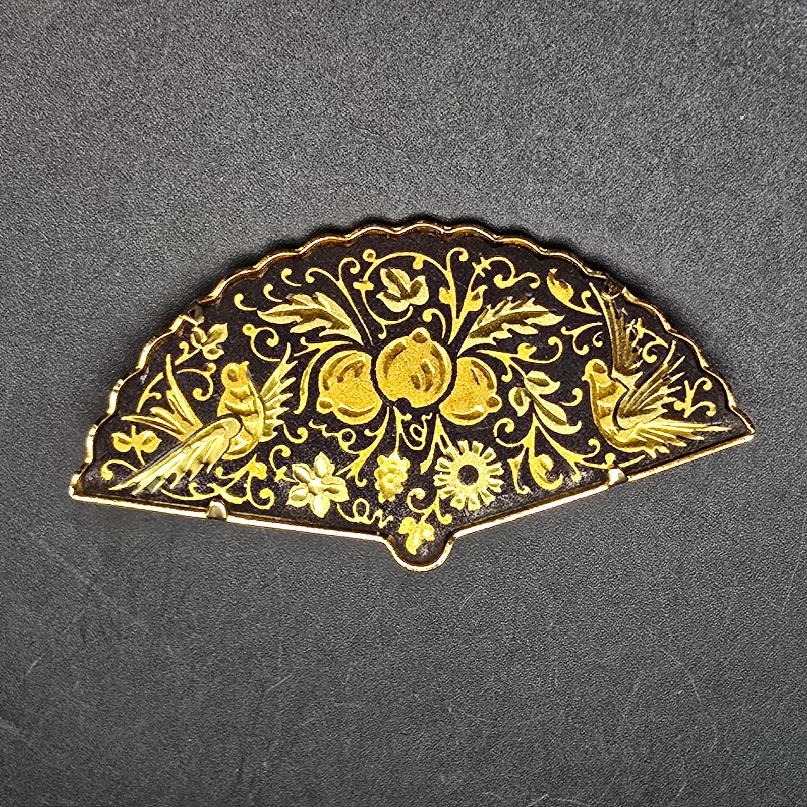 Damascene Fan Brooch Black Gold Tone Bird Floral Vintage Costume Jewelry 32$